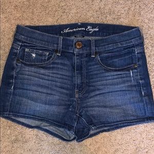 Cute everyday jean shorts!